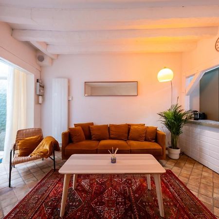 Le Cocon- Atypique Classe 2 Etoiles Gien Kültér fotó